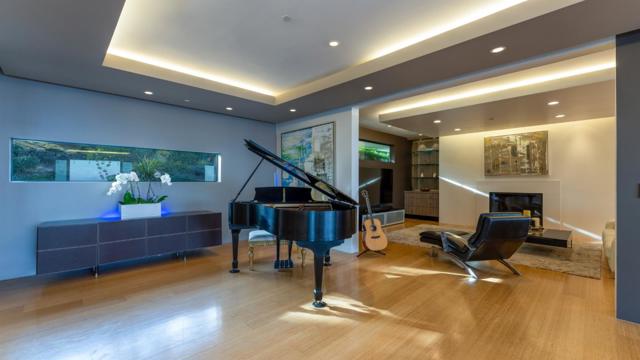 24860 Olive Tree Lane, Los Altos Hills CA: https://media.crmls.org/mediaz/de525f84-d79c-43fb-b808-fe78302298a2.jpg