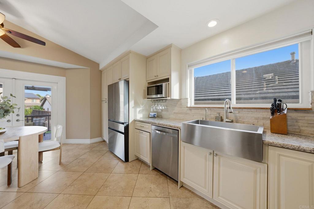 2038 Woodland - photo 16