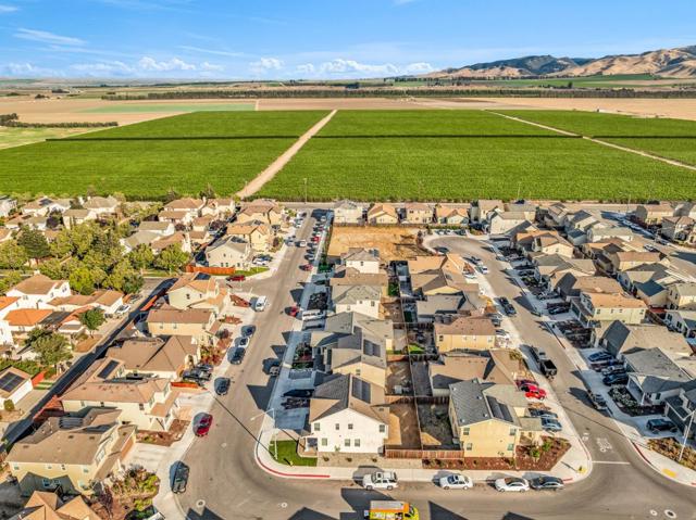 21 Sycamore Street, Greenfield CA: https://media.crmls.org/mediaz/de542171-377d-4df7-9e62-518bf85b52a4.jpg