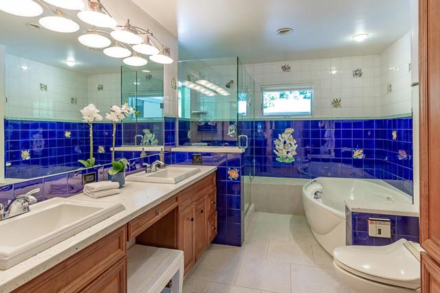 13250 Skyline Boulevard, Woodside CA: https://media.crmls.org/mediaz/de54f3a1-94f9-4036-a2ad-862990d29ed5.jpg