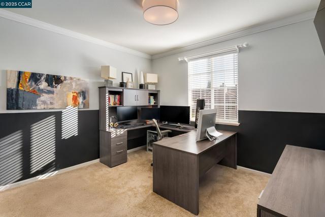 84 Plumeria Ct, Danville CA: https://media.crmls.org/mediaz/de5560af-dda3-4493-94fc-400598ca6475.jpg