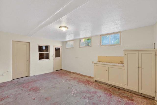 65 Monte Vista Avenue, Watsonville CA: https://media.crmls.org/mediaz/de56229b-dd78-4d7a-804e-2db7d7e2ca96.jpg