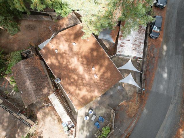 15765 Kings Creek Road, Boulder Creek CA: https://media.crmls.org/mediaz/de573f75-8373-425d-a026-b14b11e77578.jpg