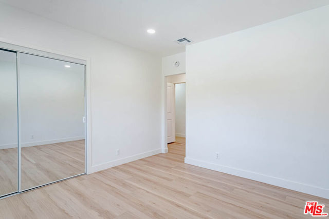 6627 Ranchito Avenue, Valley Glen CA: https://media.crmls.org/mediaz/de58d045-a646-4f1b-8933-af00f75d6c92.jpg