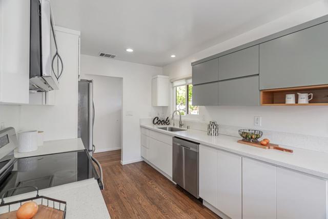 1070 Boise Drive, Campbell CA: https://media.crmls.org/mediaz/de59c265-8ee6-4e83-a049-91e4a6baa2e0.jpg