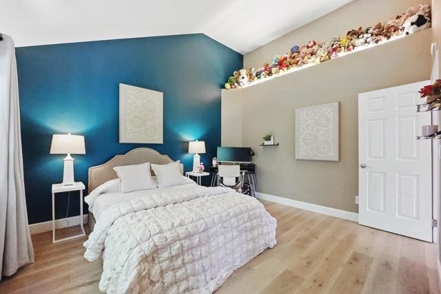 3239 Pinot Blanc Way, San Jose CA: https://media.crmls.org/mediaz/de5b1022-3af5-448c-a775-9887fa29ed08.jpg