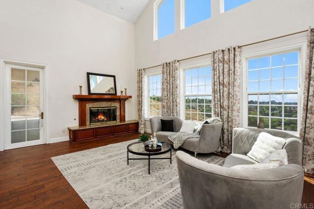 1101 York Dr., Vista CA: https://media.crmls.org/mediaz/de5bc220-e9af-4562-9047-3008027b6ae5.jpg