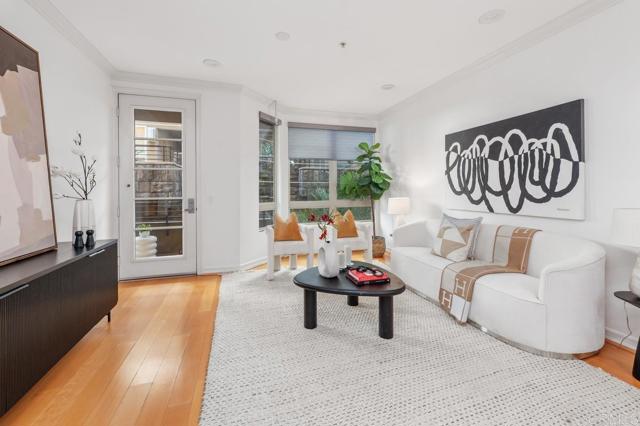 Detail Gallery Image 7 of 22 For 1480 Broadway, San Diego,  CA 92101 - 3 Beds | 2 Baths