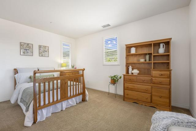 2776 Vistamonte Glen, Escondido CA: https://media.crmls.org/mediaz/de5c7051-4a94-4686-b170-1281775b3bb4.jpg