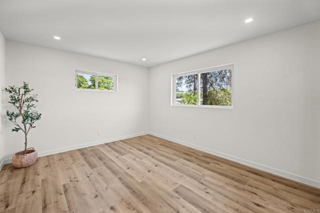 7855 Montana Street, Lemon Grove CA: https://media.crmls.org/mediaz/de5cb744-dcad-41b5-a2f5-e130c40a91e9.jpg