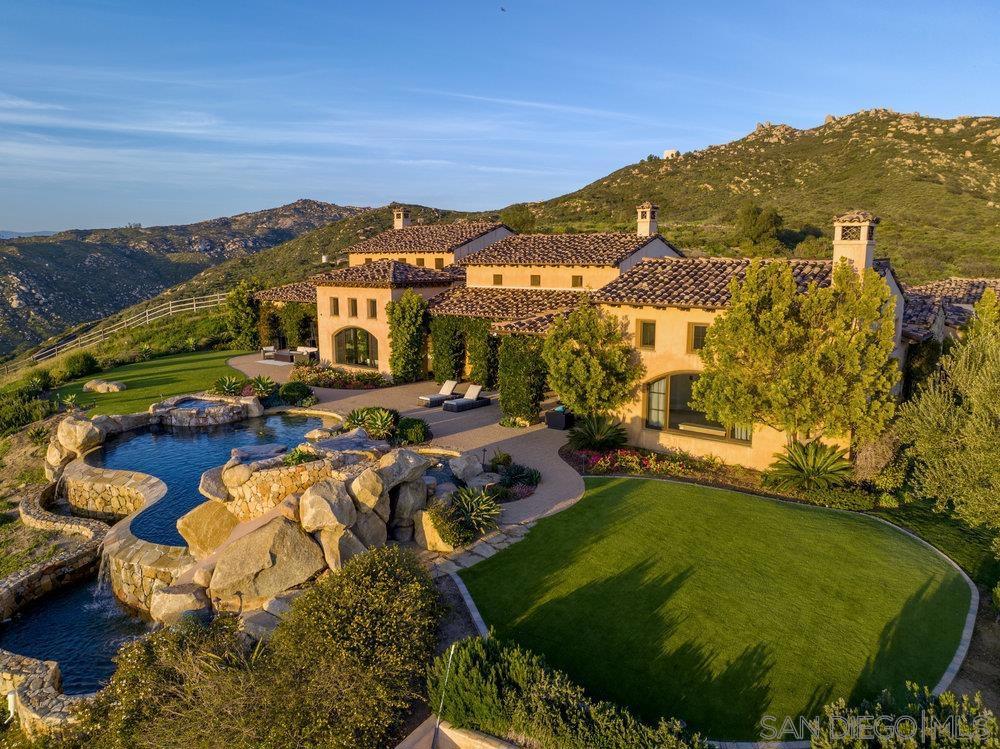 18000 Sunset Point Rd, Poway, CA 92064