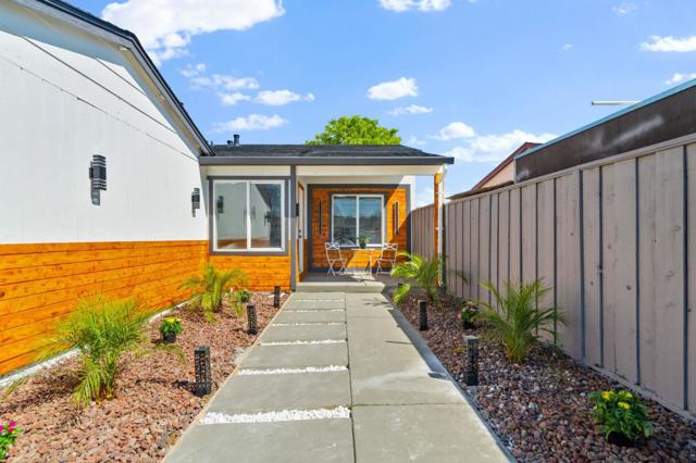 1868 Bagpipe Way, San Jose CA: https://media.crmls.org/mediaz/de5e0a56-a180-4f17-ab44-ee45ae6a045f.jpg
