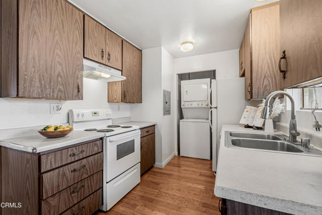 Detail Gallery Image 4 of 26 For 229 S Ventura Rd #105,  Port Hueneme,  CA 93041 - 1 Beds | 1 Baths