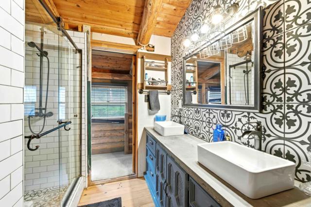 4101 San Juan Canyon Road, San Juan Bautista CA: https://media.crmls.org/mediaz/de61b87a-374f-427b-8c3c-382a366302ba.jpg