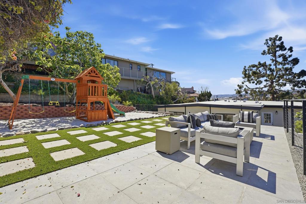 3428 Quimby St - photo 3