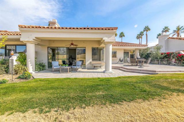 54877 Inverness Way, La Quinta CA: https://media.crmls.org/mediaz/de638c9b-ccdb-4ed7-a179-77faebe98565.jpg