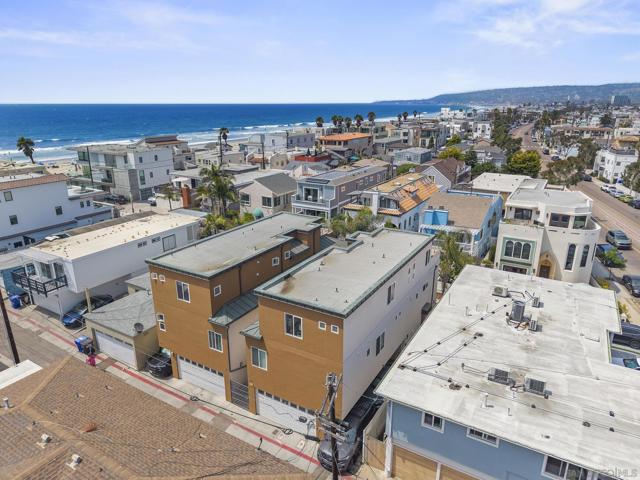 735 Jersey Court, San Diego CA: https://media.crmls.org/mediaz/de65b806-f62a-450a-9eea-f696f025ea02.jpg