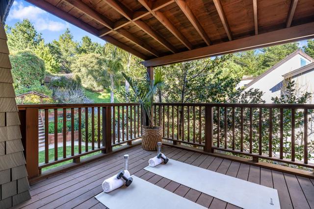 207 Driftwood Court, Aptos CA: https://media.crmls.org/mediaz/de66093f-154b-47dc-8f8b-666cf6877b26.jpg