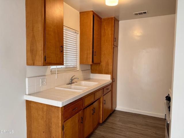 829 W Olive Avenue, Monrovia CA: https://media.crmls.org/mediaz/de6692e9-0e80-4502-96fe-ff8745f4437d.jpg