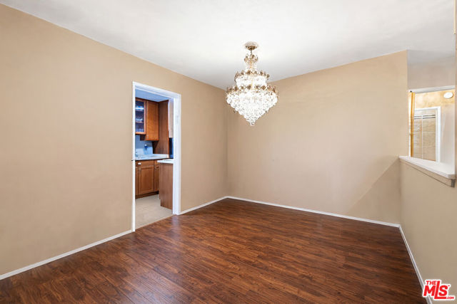 5651 Sumner Way, 203 photo 7