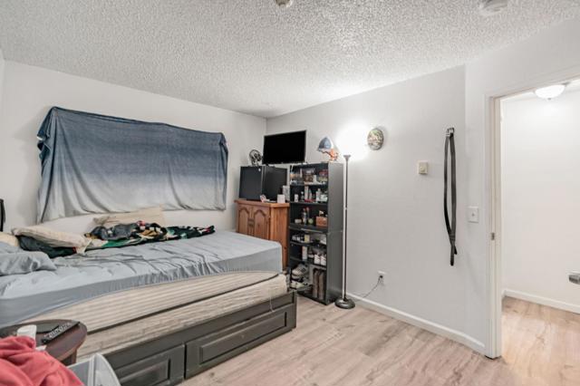 2560 Kenton Court, Santa Rosa CA: https://media.crmls.org/mediaz/de67d6e5-6cab-43ca-8bd0-407c2b5a5c0b.jpg