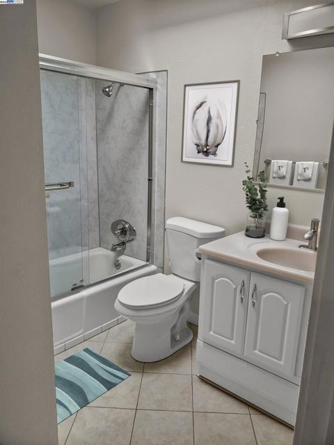 3107 Corona Dr, Davis CA: https://media.crmls.org/mediaz/de67fa1c-72b3-43e2-bf42-4ce1c49bd0c5.jpg