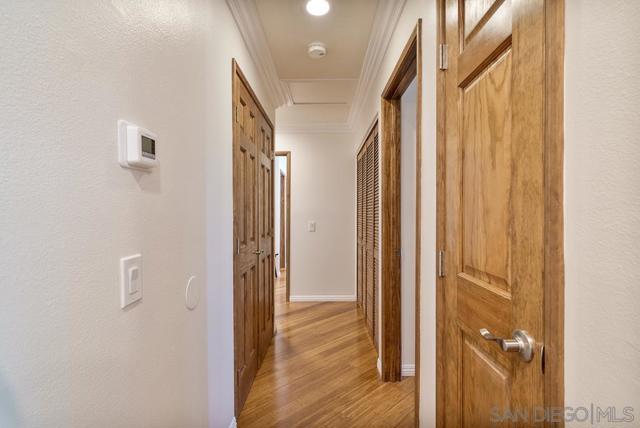 3157 Evening Way, La Jolla CA: https://media.crmls.org/mediaz/de6becfa-e2ff-4cff-b935-f0528d753e6d.jpg