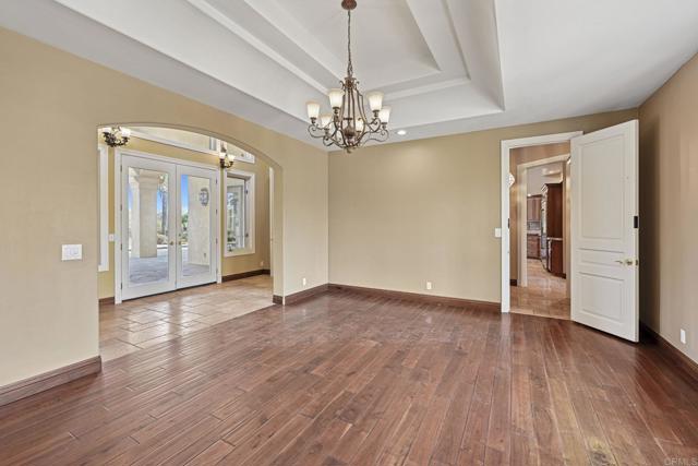 431 Flores de Oro, Rancho Santa Fe CA: https://media.crmls.org/mediaz/de6c2b0b-93d3-4988-b5a9-b9d0e548a157.jpg