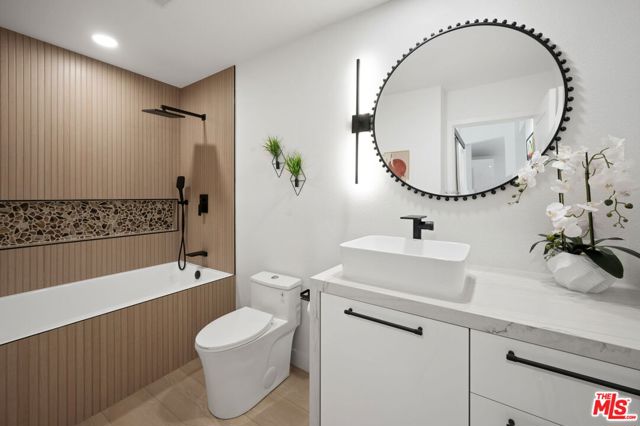 38306 Gazania Circle, Palm Desert CA: https://media.crmls.org/mediaz/de6d0232-dc6c-4e9c-a6c6-a53dbcac0a4f.jpg