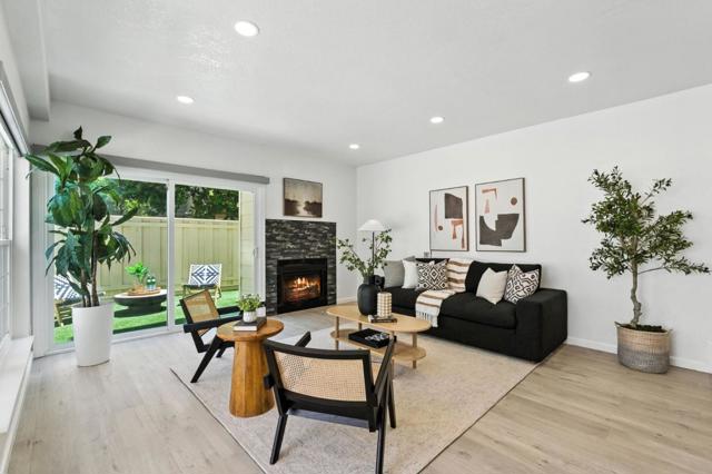 1862 Stratton Circle, Walnut Creek CA: https://media.crmls.org/mediaz/de6ddafd-37be-4753-8068-a9e9fae768d4.jpg
