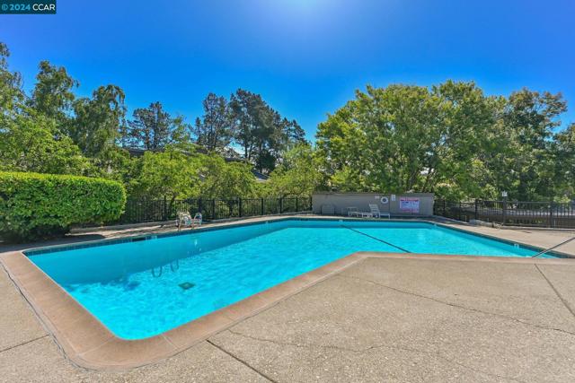 2079 Ascot Dr, Moraga, California 94556, 1 Bedroom Bedrooms, ,1 BathroomBathrooms,Condominium,For Sale,Ascot Dr,41068728