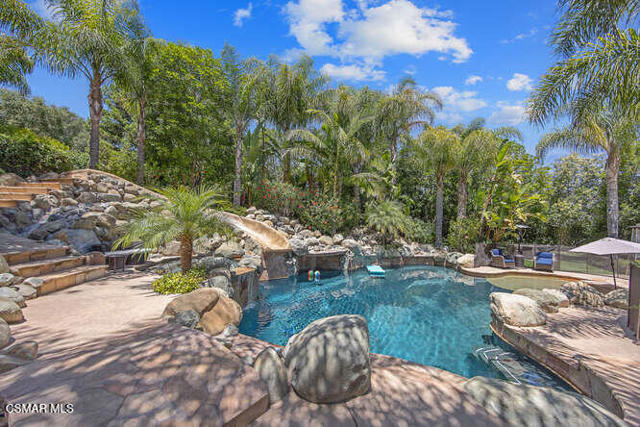 421 Whitegate Road, Thousand Oaks CA: https://media.crmls.org/mediaz/de6ec9e7-0ce8-43a7-a394-1a1a5f4589c5.jpg