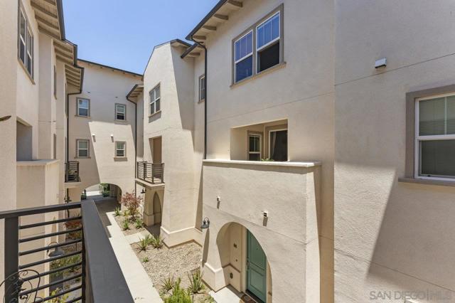 5321 Calle Rockfish Boulevard, San Diego, California 92154, 3 Bedrooms Bedrooms, ,2 BathroomsBathrooms,Townhouse,For Sale,Calle Rockfish Boulevard,240026241SD