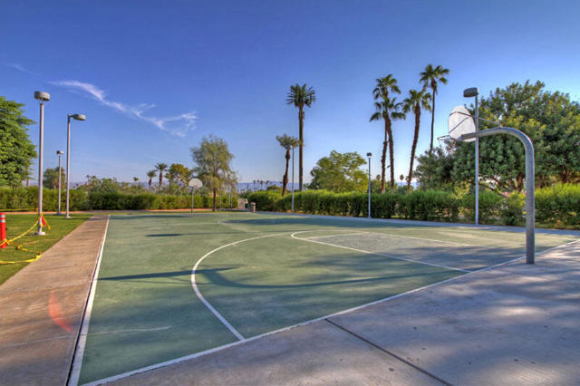 77235 Minnesota Avenue, Palm Desert CA: https://media.crmls.org/mediaz/de718465-54ff-401c-a55b-1105b2e7ca3d.jpg