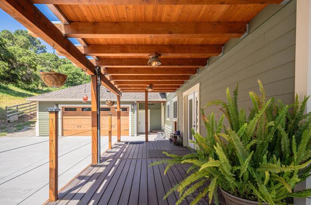 9247 Holly Hill Drive, Salinas CA: https://media.crmls.org/mediaz/de71bb40-9b0a-471c-b5b9-334de3605da1.jpg
