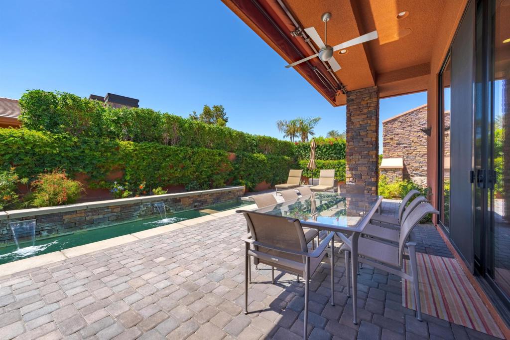 MLS #219138933DA image #10