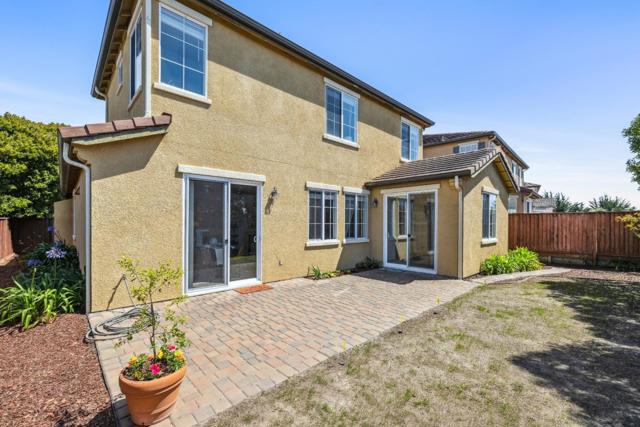 4276 Bay Crest Circle, Seaside CA: https://media.crmls.org/mediaz/de7216c6-648a-4691-88d8-897fc37bf0d9.jpg