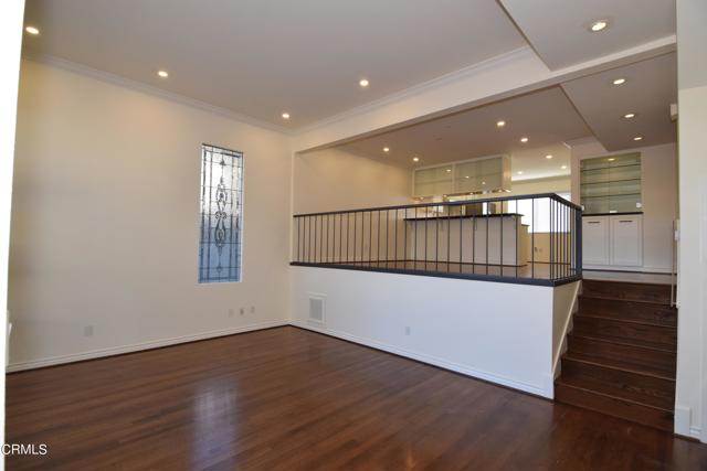 Detail Gallery Image 6 of 46 For 13340 Maxella Ave #3,  Marina Del Rey,  CA 90292 - 3 Beds | 2/1 Baths