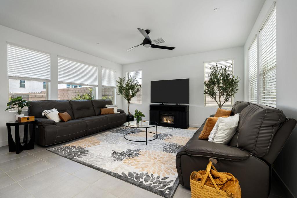 MLS #219132592DA image #1