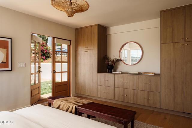 3029 isabel dr Drive, Los Angeles CA: https://media.crmls.org/mediaz/de72a18a-ade1-40d2-b76b-cee76908210f.jpg