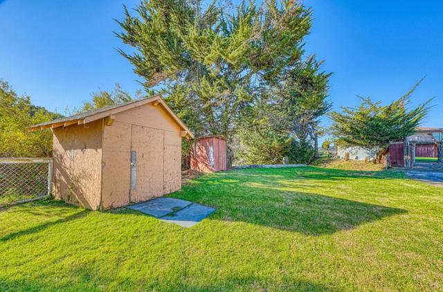 1051 San Miguel Cyn Road, Royal Oaks CA: https://media.crmls.org/mediaz/de7372ff-f73b-4cea-88d9-9c76918f617d.jpg