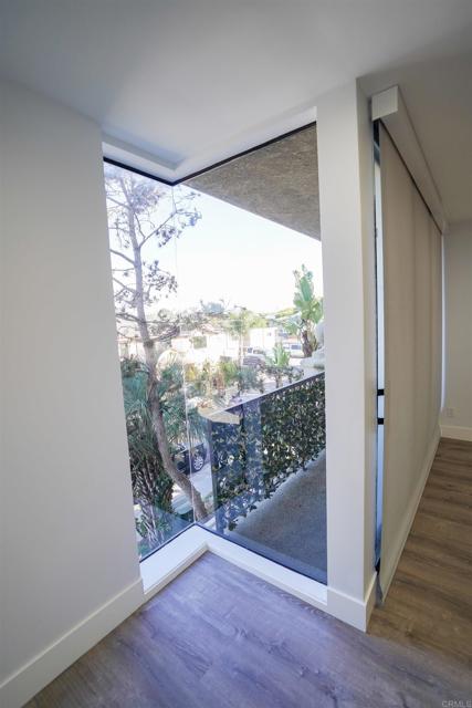 Detail Gallery Image 9 of 32 For 922 Sealane Dr #B,  Encinitas,  CA 92024 - 2 Beds | 2 Baths