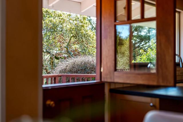 831 Calabasas Road, Watsonville CA: https://media.crmls.org/mediaz/de753047-4cf1-4e91-9af2-20bf6efa703a.jpg