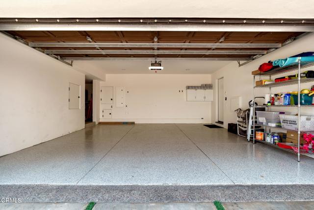 228 W Yanonali Street, Santa Barbara CA: https://media.crmls.org/mediaz/de75ee29-625c-44a9-b0b7-a106838a24ed.jpg