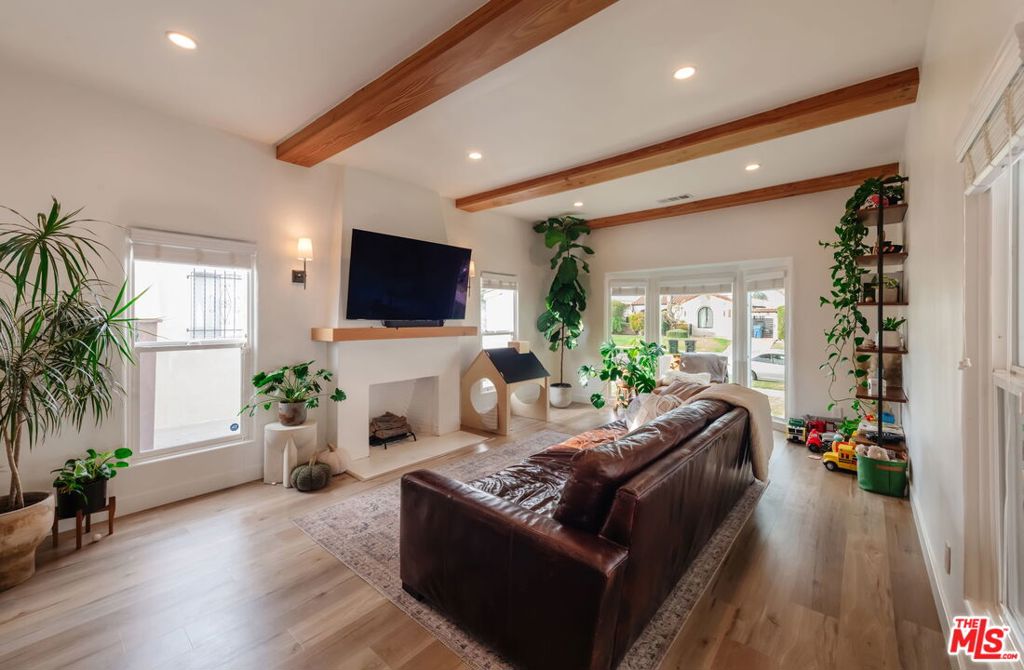 De76A6D5 0837 478D Ae73 1996D5104392 2422 W 77Th Street, Inglewood, Ca 90305 &Lt;Span Style='BackgroundColor:transparent;Padding:0Px;'&Gt; &Lt;Small&Gt; &Lt;I&Gt; &Lt;/I&Gt; &Lt;/Small&Gt;&Lt;/Span&Gt;