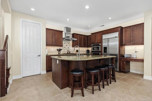 Detail Gallery Image 4 of 23 For 13569 Pacific Highlands Ranch Pkwy, San Diego,  CA 92130 - 4 Beds | 2/1 Baths