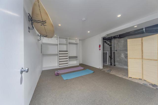 854 Kelmore Street, Moss Beach CA: https://media.crmls.org/mediaz/de786e1a-0e6d-4c1a-82f4-2050262553d2.jpg