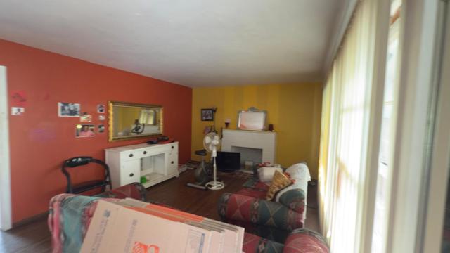909 Elizabeth Way, Sunnyvale CA: https://media.crmls.org/mediaz/de7944ac-51a1-4240-93de-6013c658167a.jpg