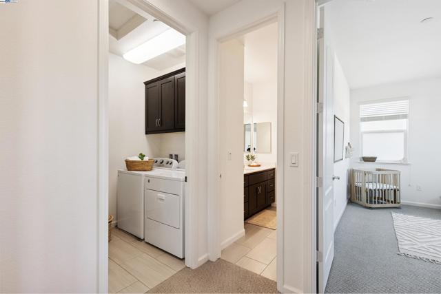 2209 Shiraz Cmn, Livermore CA: https://media.crmls.org/mediaz/de7ad215-0749-4981-ab73-04cc13b53881.jpg