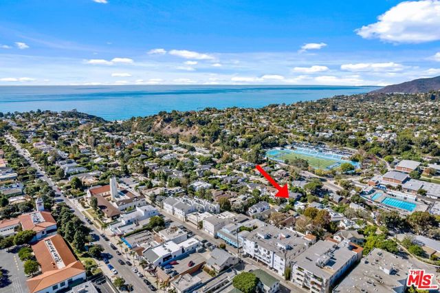842 Radcliffe Avenue photo 4